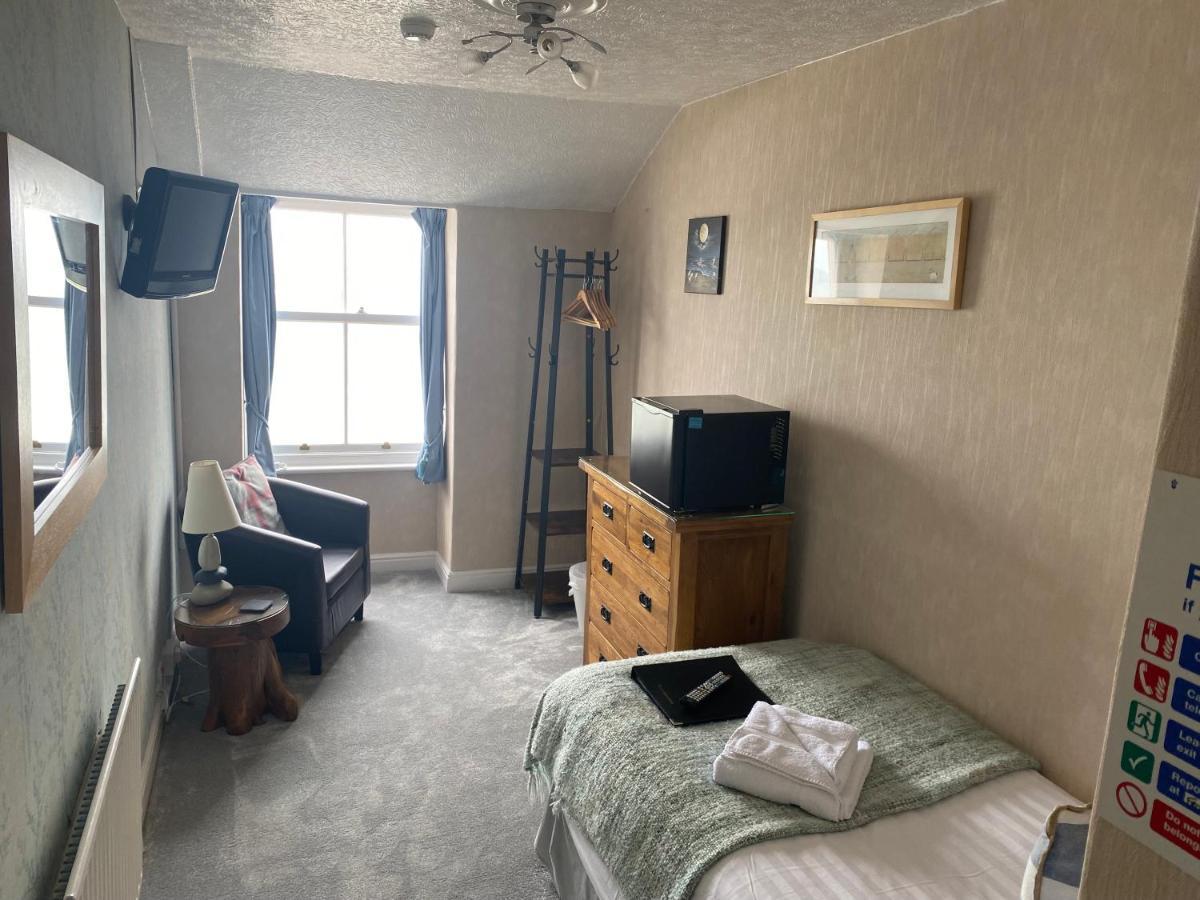 The Leeway Guest house 4*
