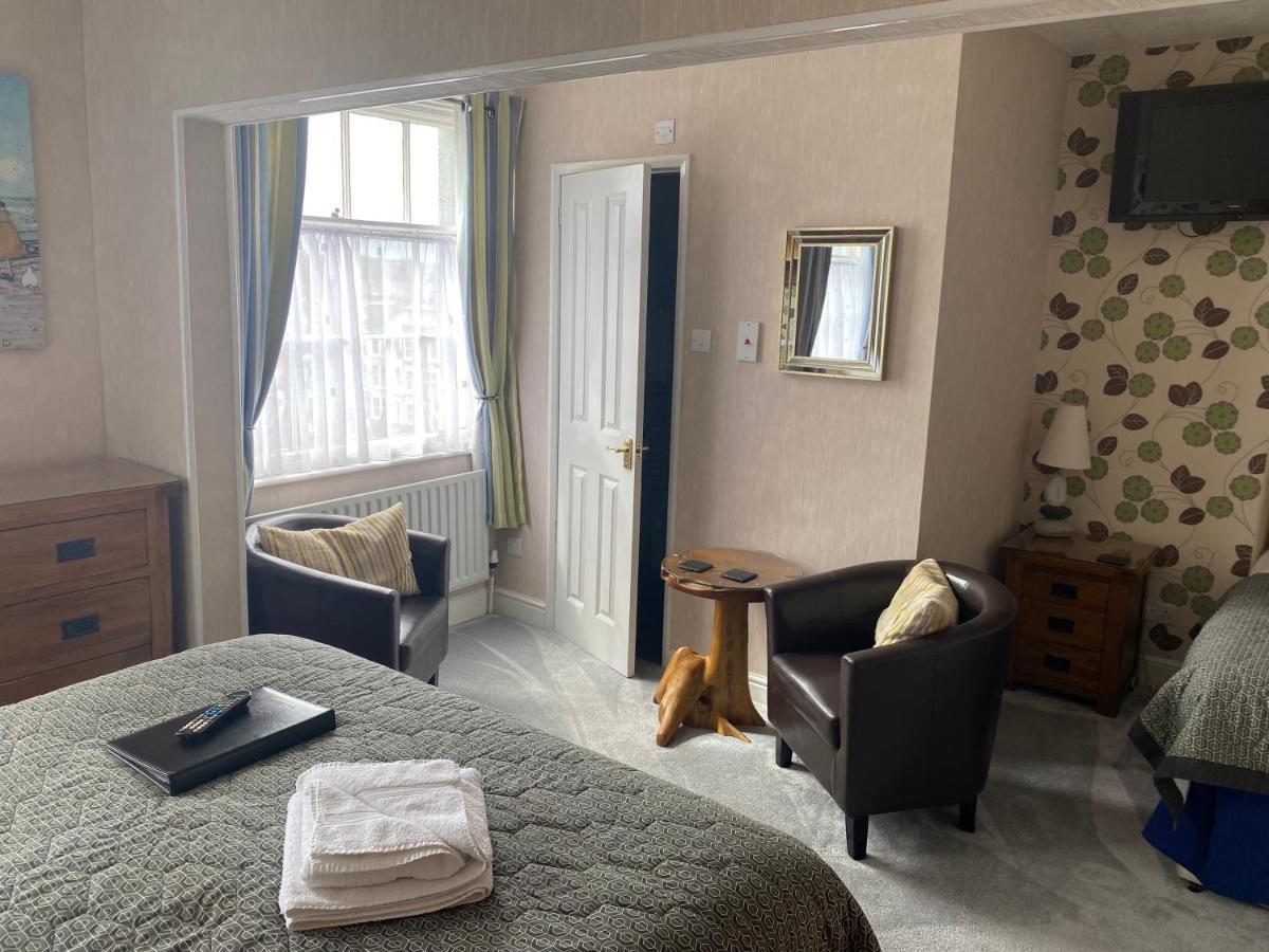 Guest house The Leeway
