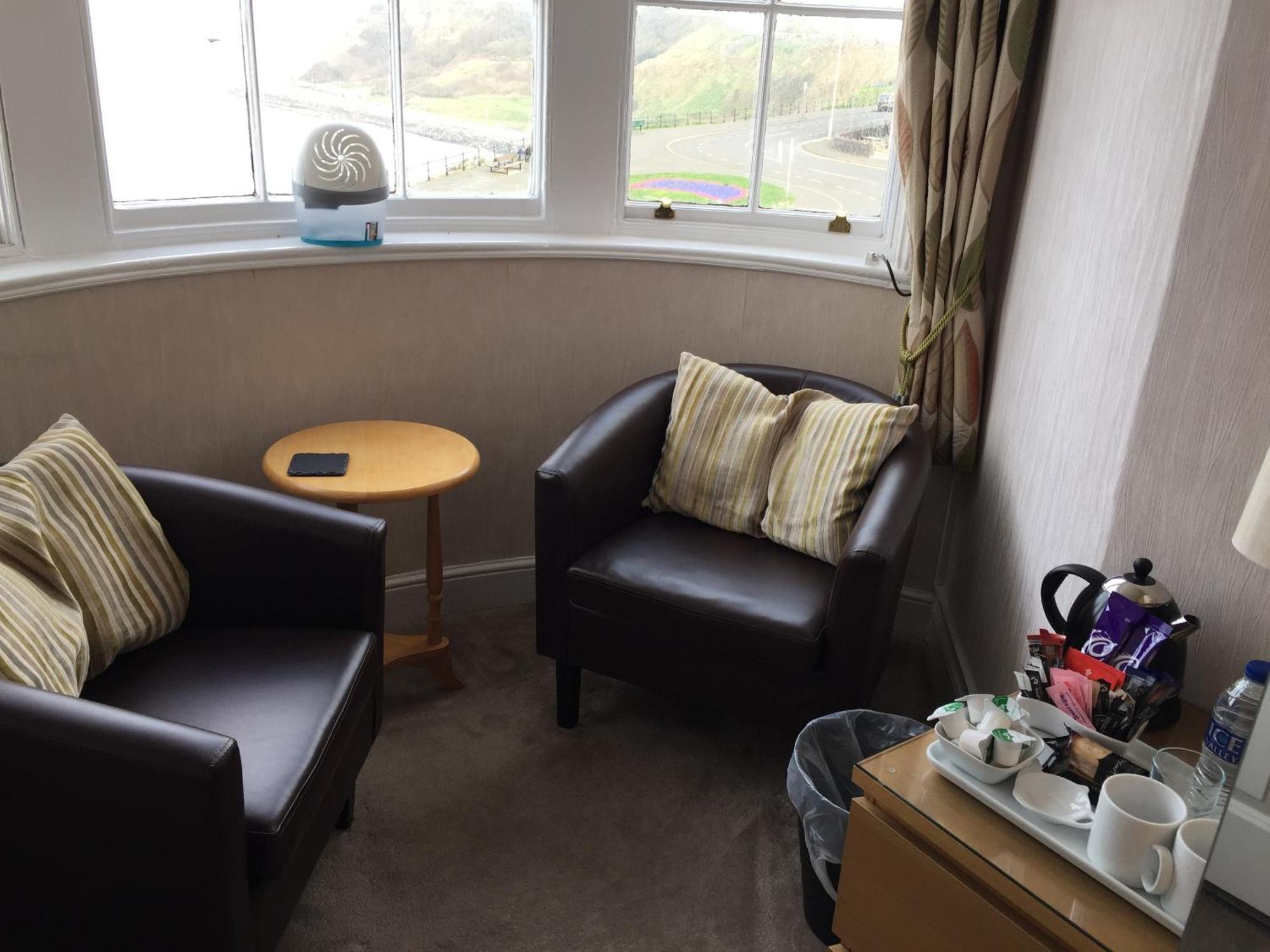 Guest house The Leeway