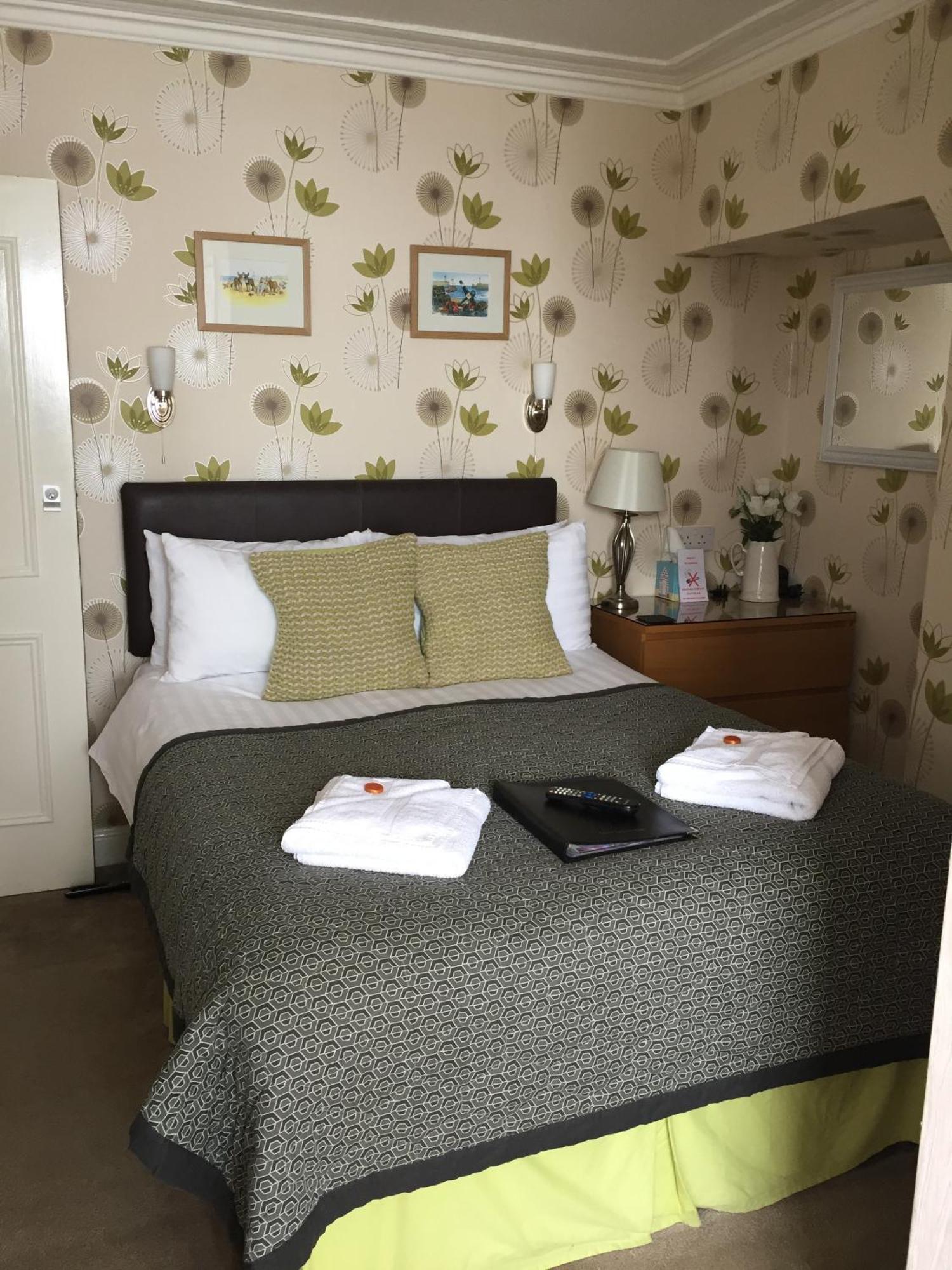 Guest house The Leeway Scarborough
